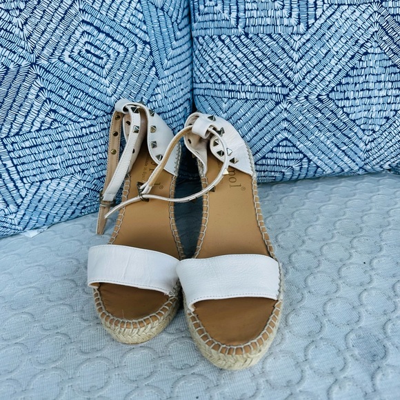 Maypol Double Rockstud Wedge Sandal - Picture 5 of 8